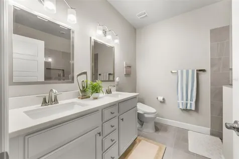 9437 SW 67th Lane Gainesville FL 32608