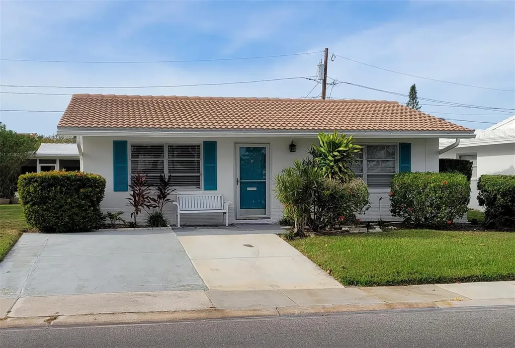 4470 Mainlands Boulevard W Pinellas Park FL 33782