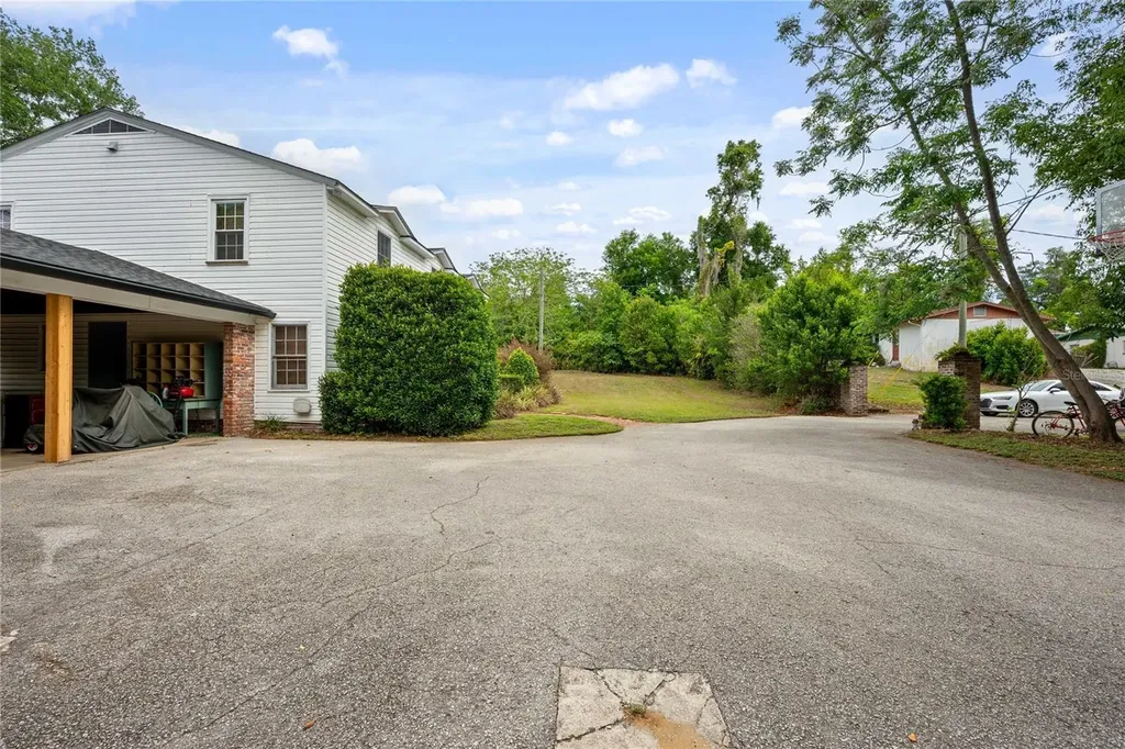36733 Virginia Avenue Dade City FL 33523