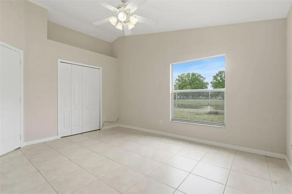 38 Vanna Court Orlando FL 32807