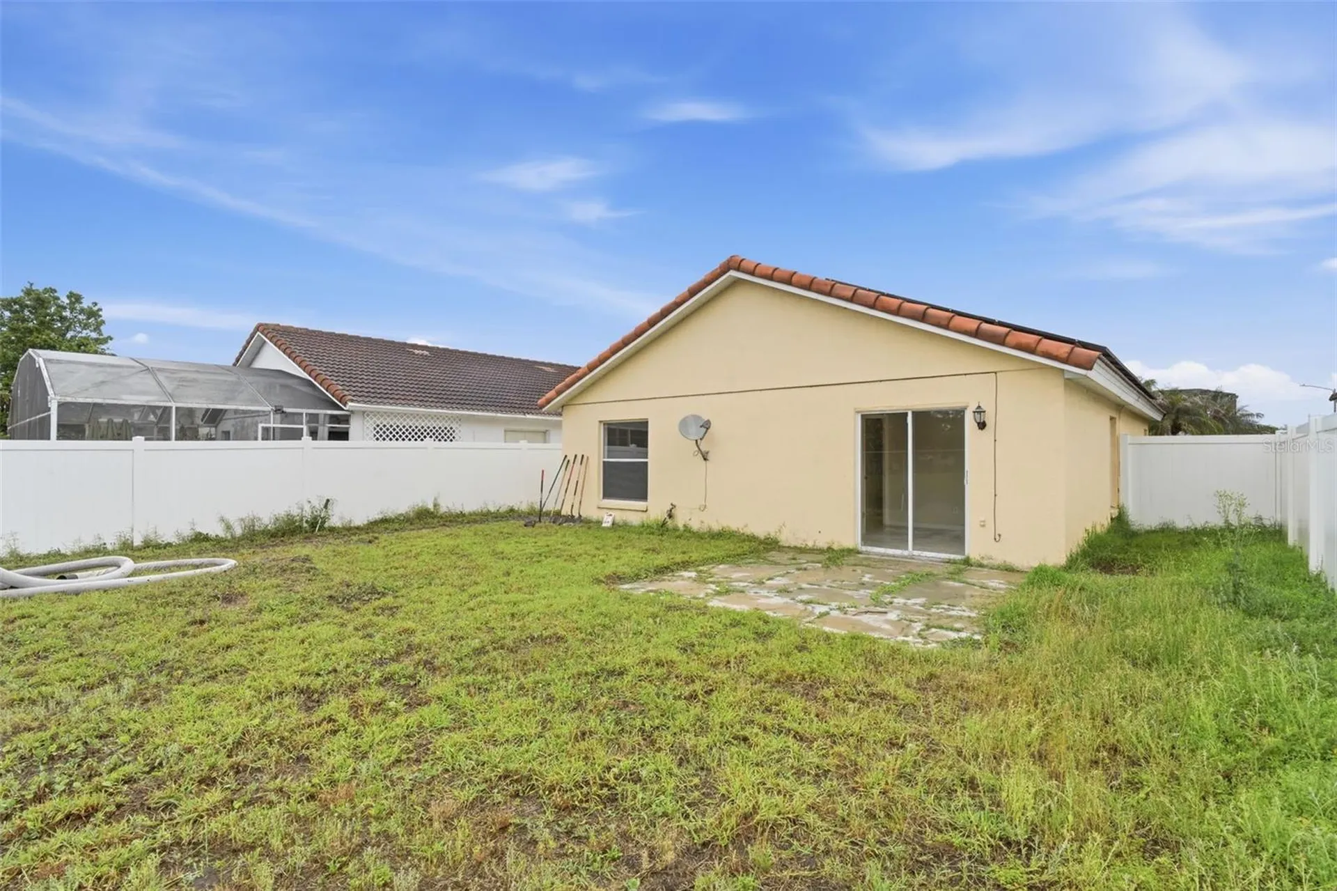 38 Vanna Court Orlando FL 32807