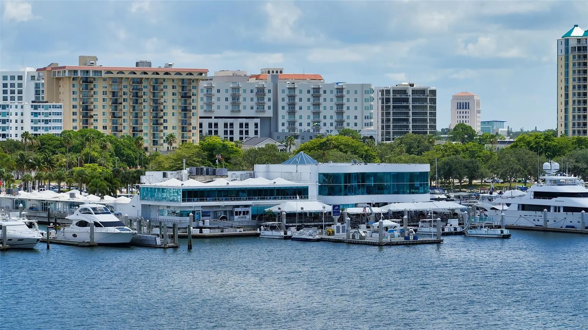 301 Quay Commons Sarasota FL 34236