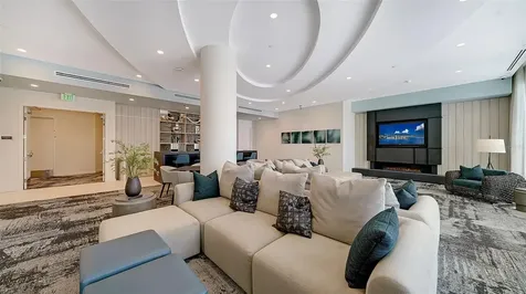 301 Quay Commons Sarasota FL 34236