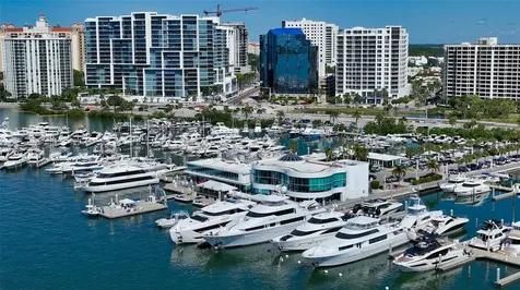 301 Quay Commons Sarasota FL 34236