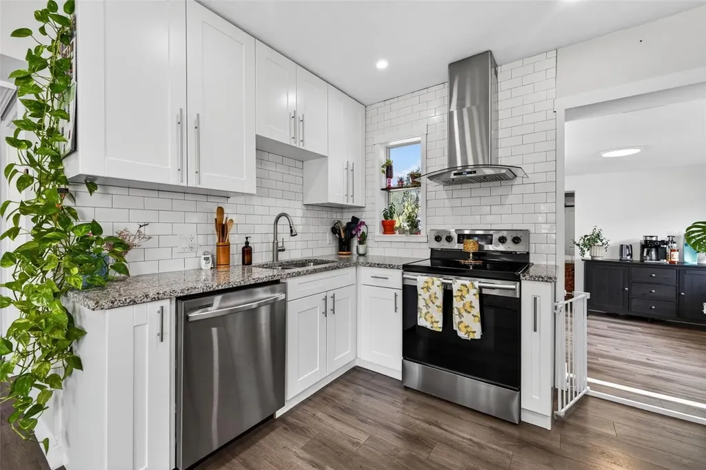 768 53rd Terrace N St Petersburg FL 33703
