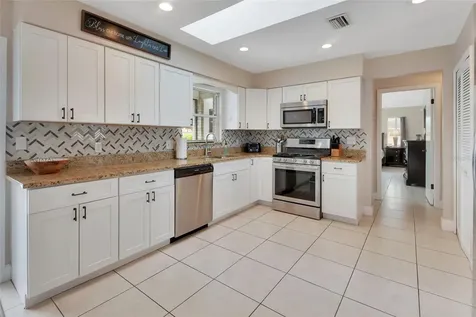 2771 Maldive Court Deltona FL 32738