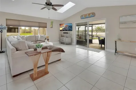 2771 Maldive Court Deltona FL 32738