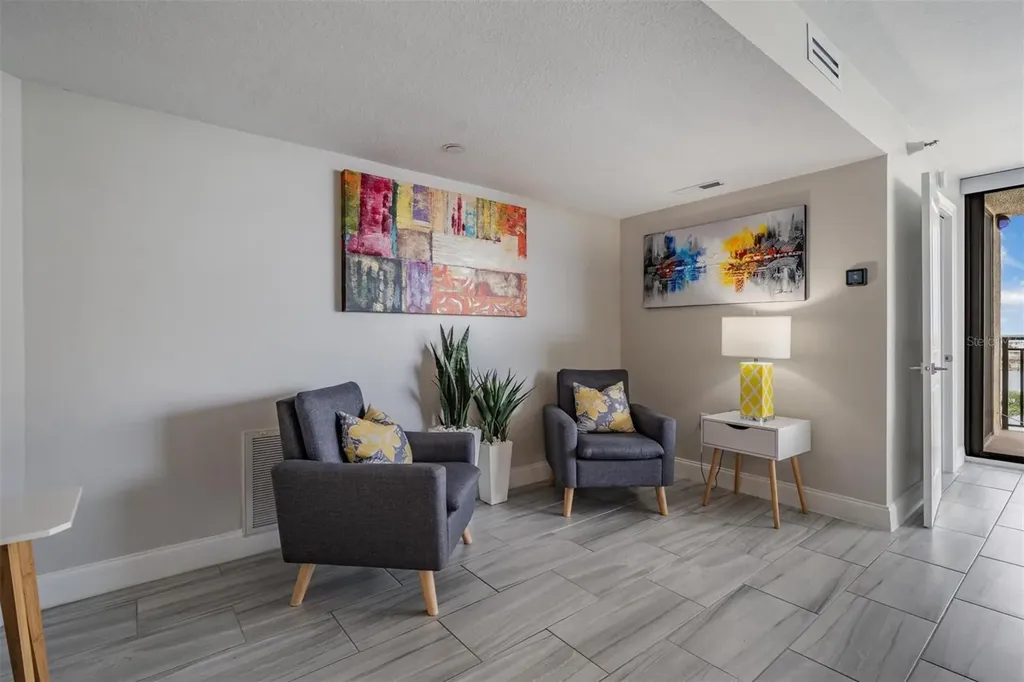 690 Island Way Clearwater FL 33767