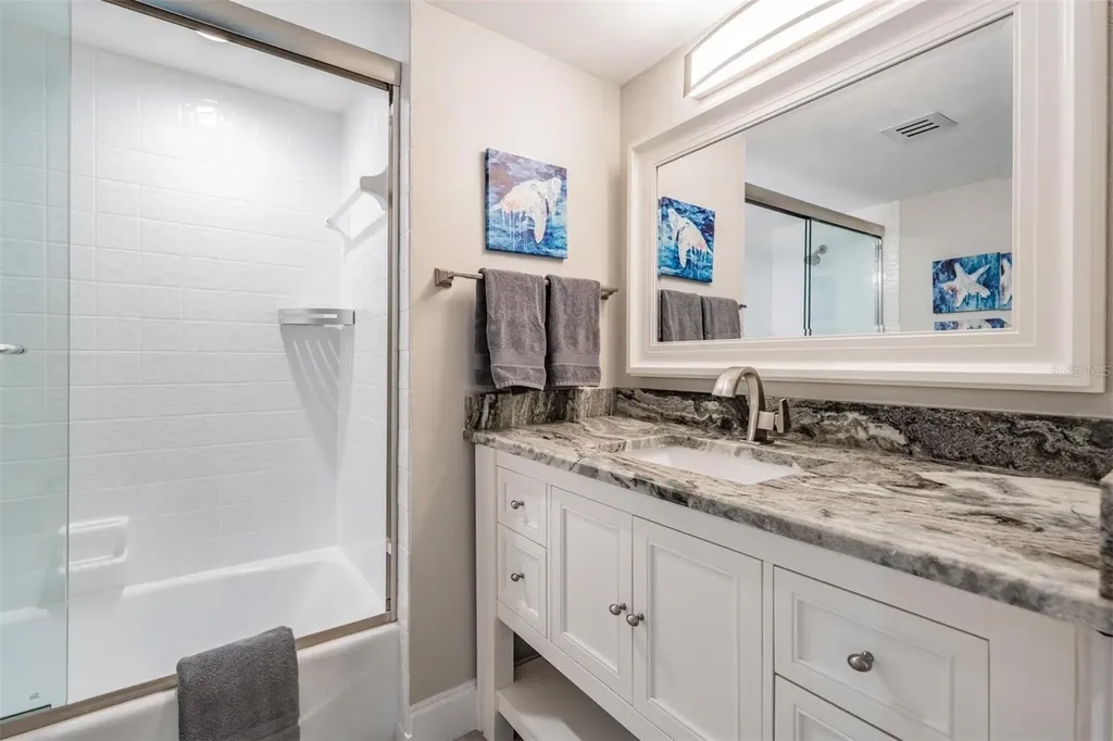 690 Island Way Clearwater FL 33767