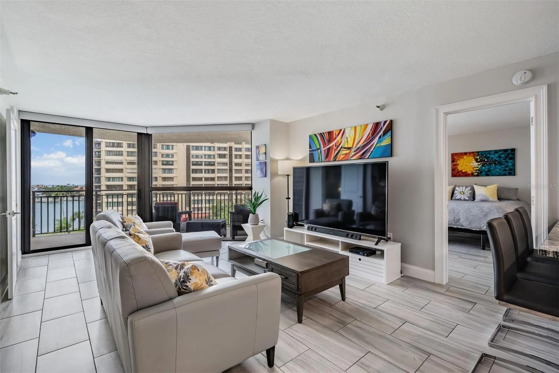 690 Island Way Clearwater FL 33767