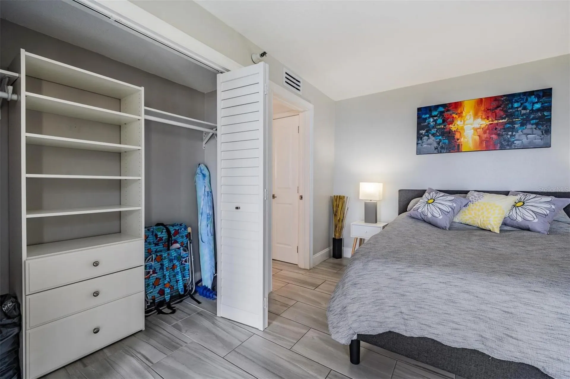 690 Island Way Clearwater FL 33767