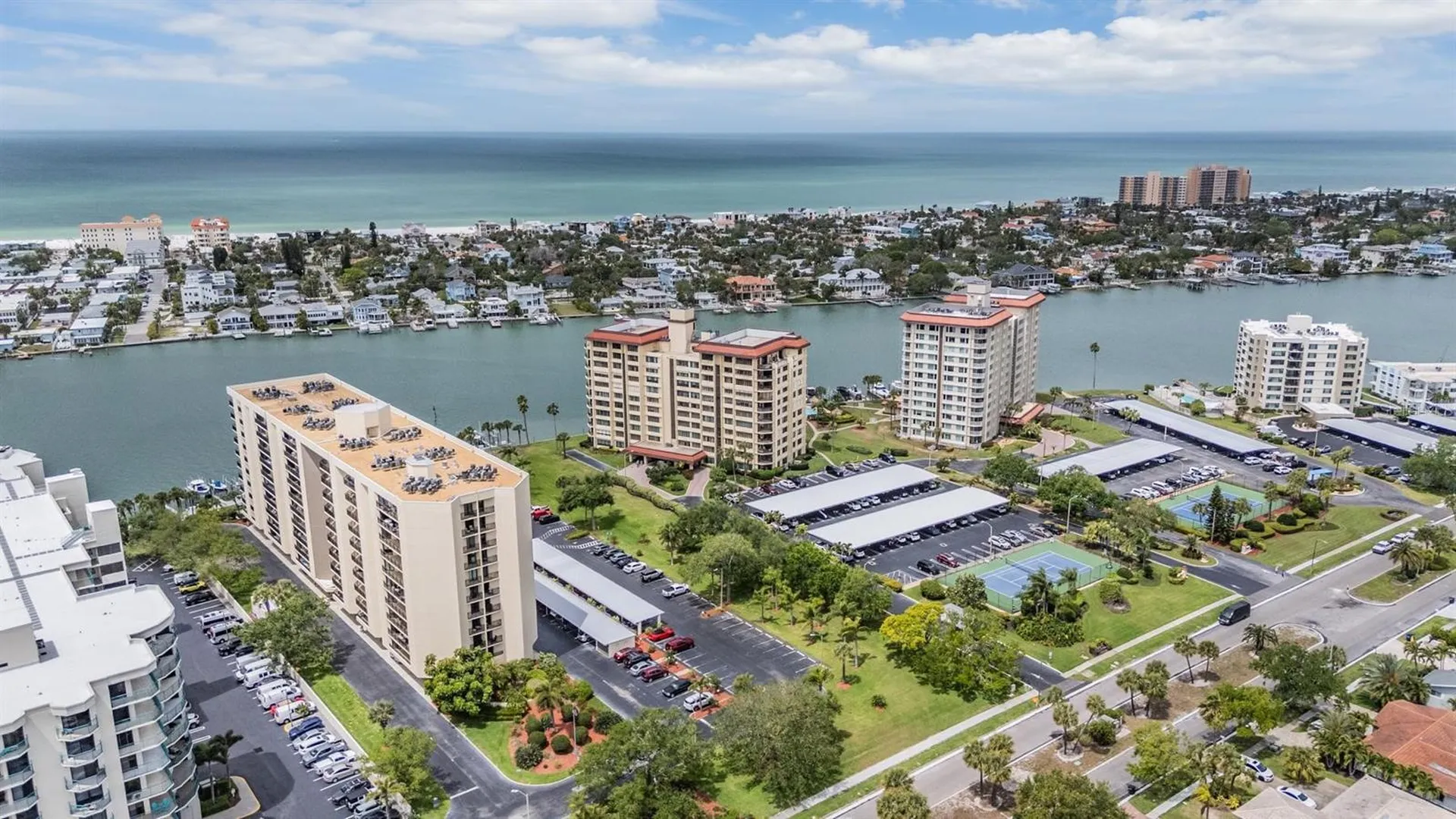 690 Island Way Clearwater FL 33767