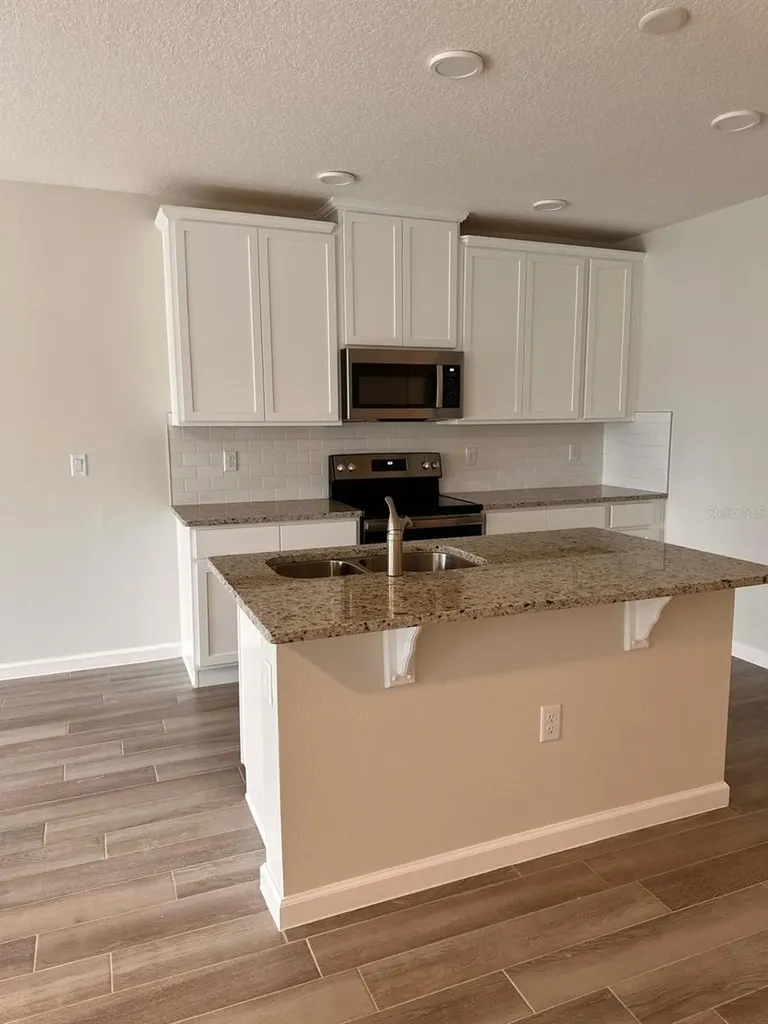 2831 Narcoossee Commons Way St Cloud FL 34771
