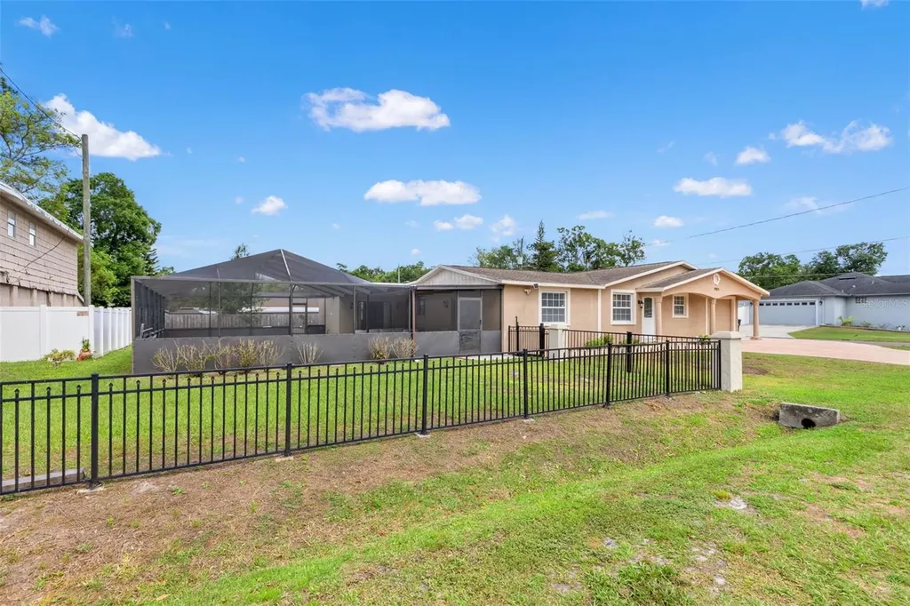 7901 N Packwood Avenue Tampa FL 33604