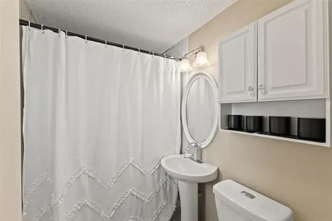7901 N Packwood Avenue Tampa FL 33604