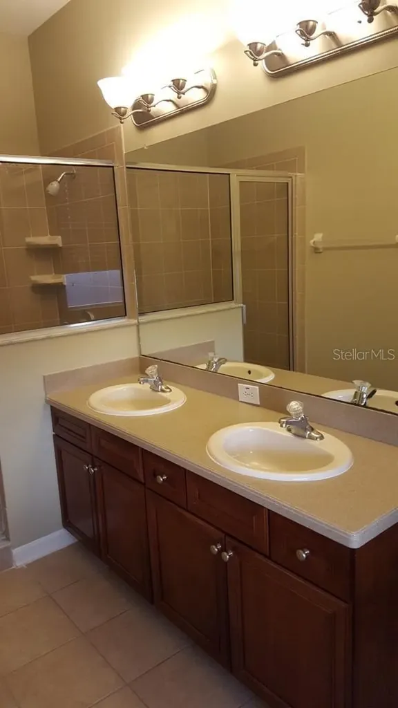 7313 S Saint Patrick Street Tampa FL 33616
