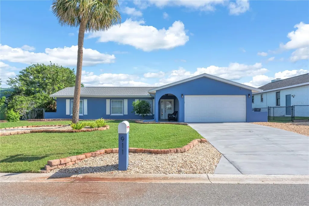 911 Silver Palm Way Apollo Beach FL 33572