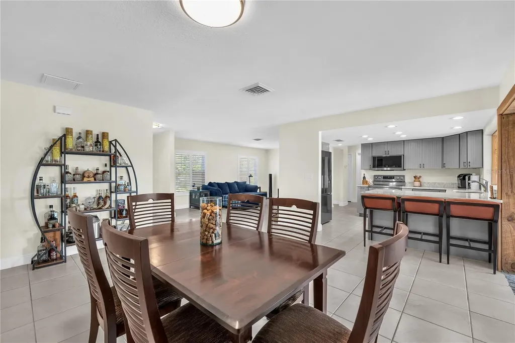 911 Silver Palm Way Apollo Beach FL 33572