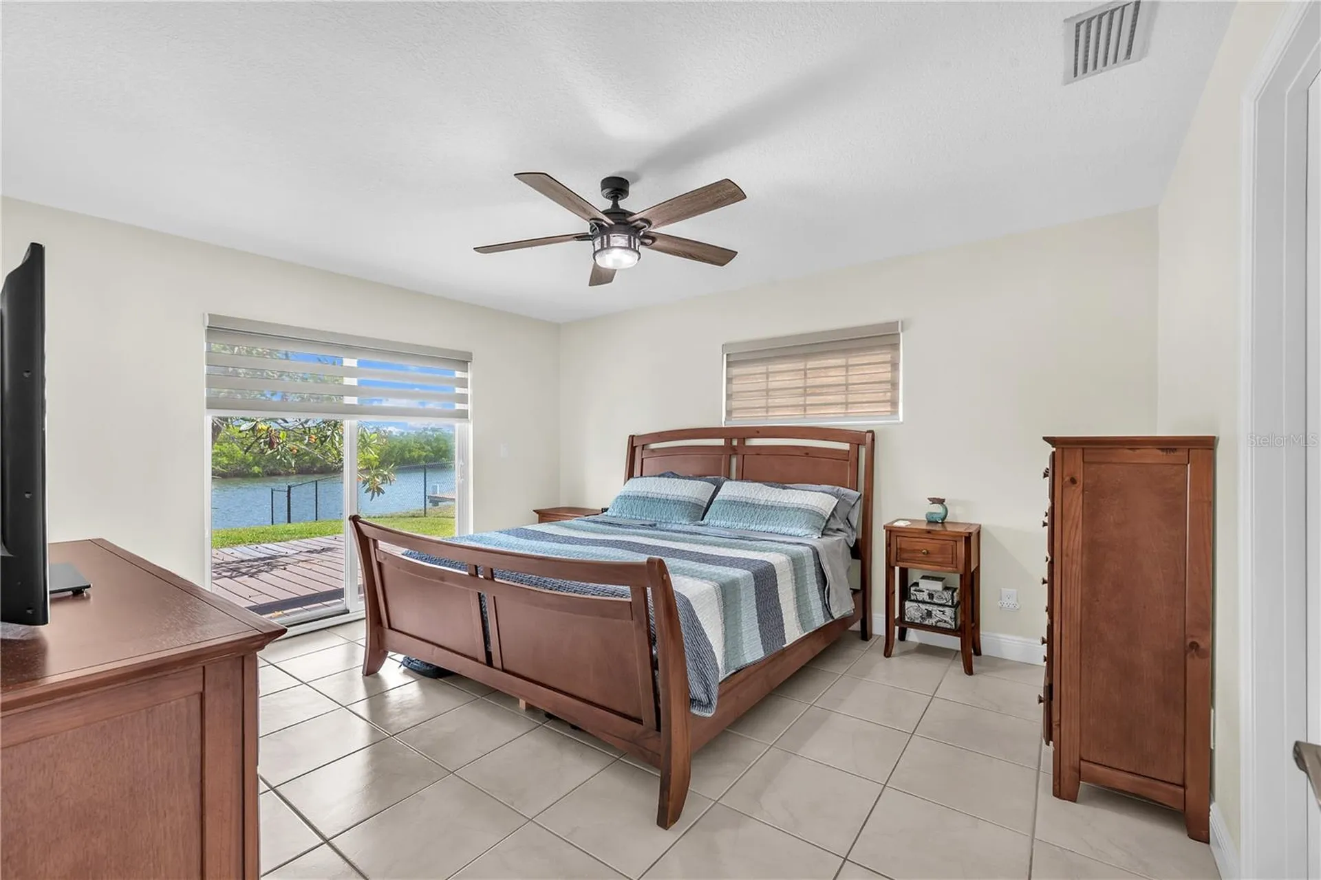 911 Silver Palm Way Apollo Beach FL 33572
