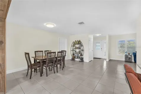 911 Silver Palm Way Apollo Beach FL 33572