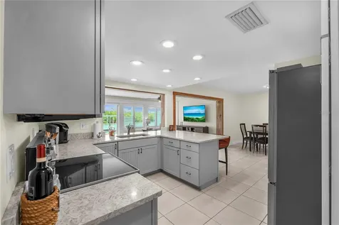 911 Silver Palm Way Apollo Beach FL 33572