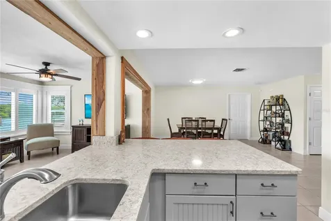 911 Silver Palm Way Apollo Beach FL 33572