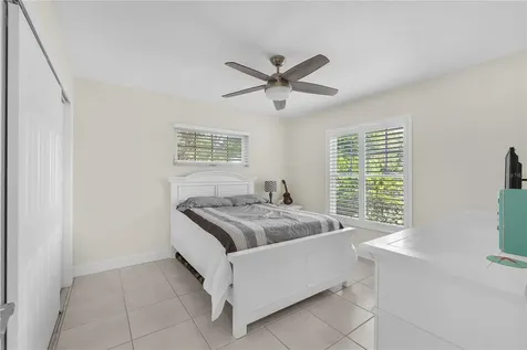 911 Silver Palm Way Apollo Beach FL 33572