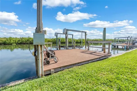 911 Silver Palm Way Apollo Beach FL 33572