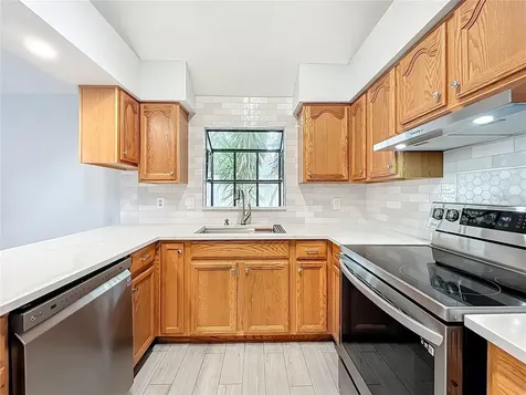2966 Golden View Lane Orlando FL 32812