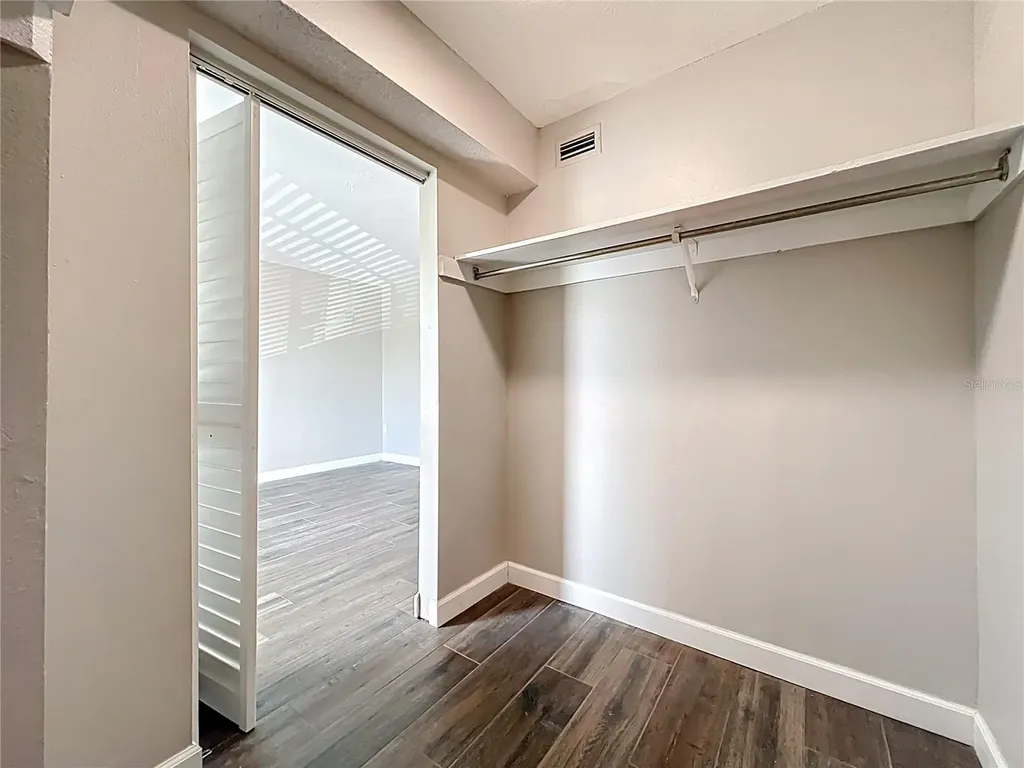 590 Orange Drive Altamonte Springs FL 32701