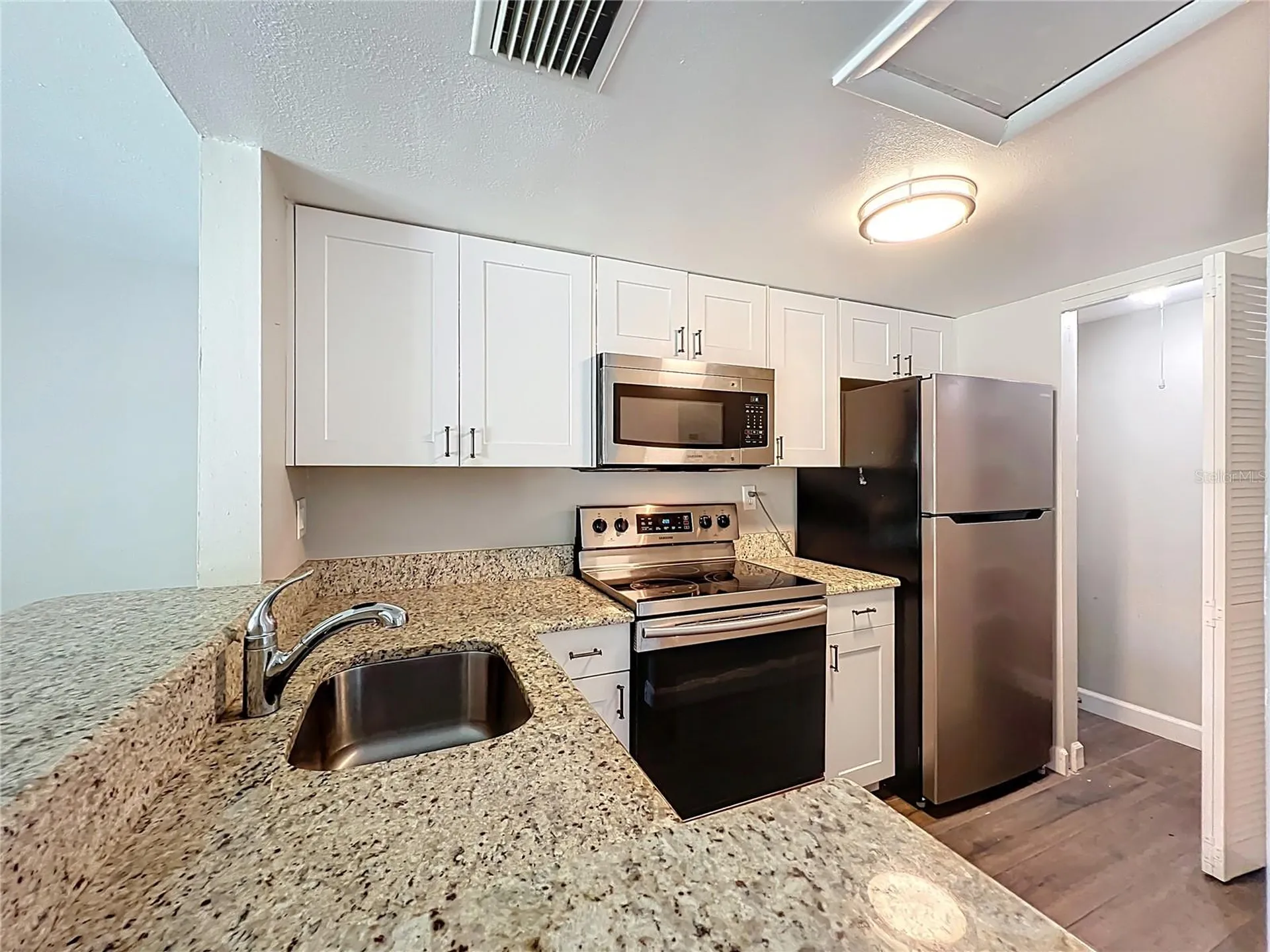 590 Orange Drive Altamonte Springs FL 32701