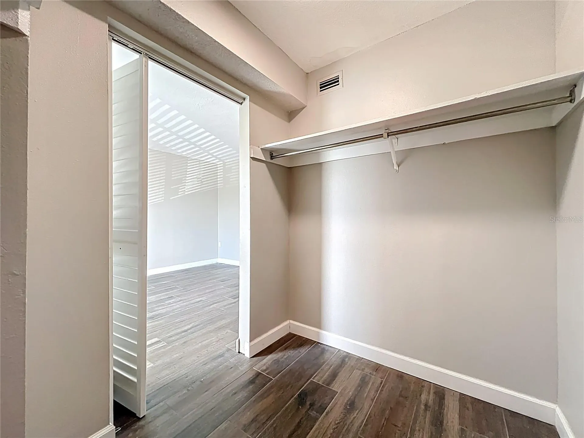 590 Orange Drive Altamonte Springs FL 32701