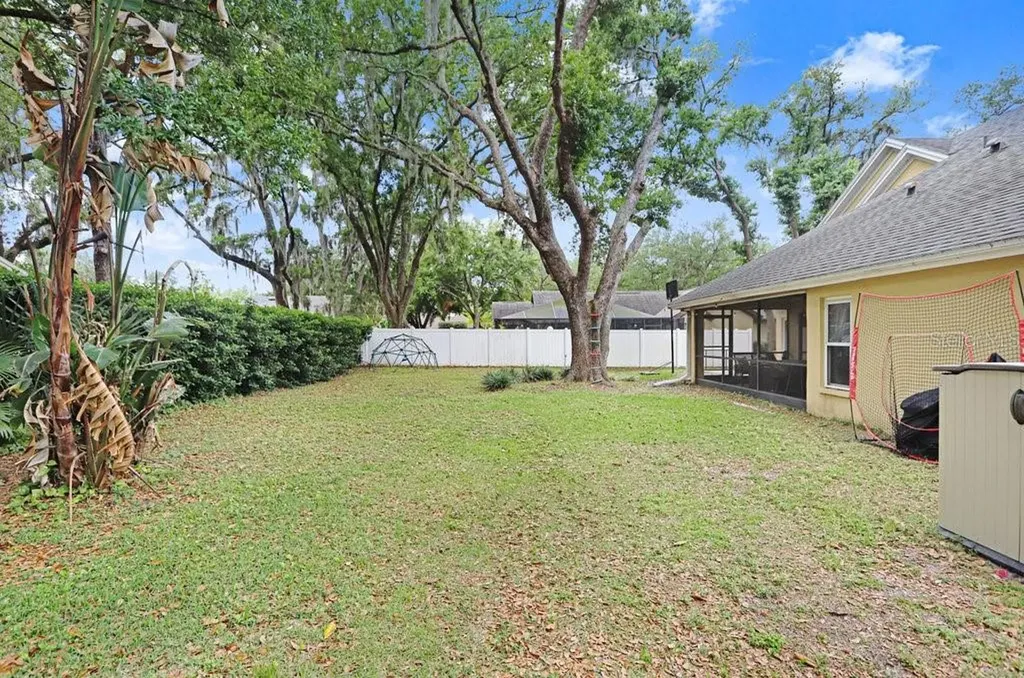 6214 Farthing Street Tampa FL 33647