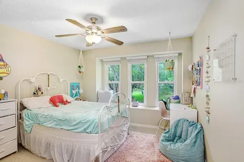 6214 Farthing Street Tampa FL 33647
