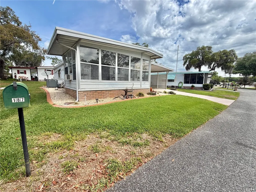 187 Jacaranda Drive Leesburg FL 34748