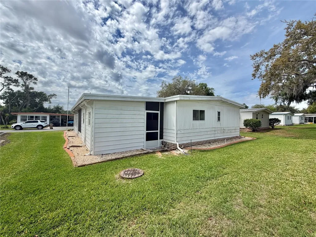 187 Jacaranda Drive Leesburg FL 34748