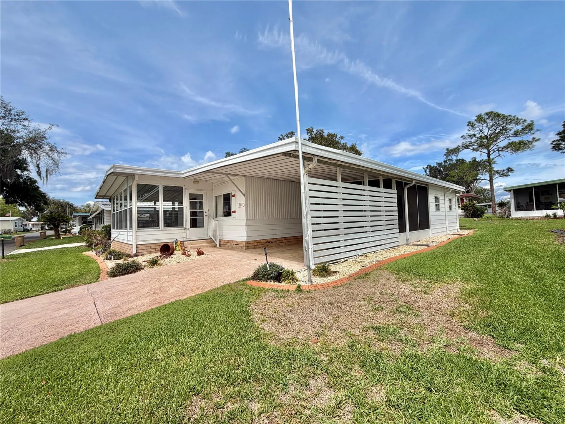 187 Jacaranda Drive Leesburg FL 34748