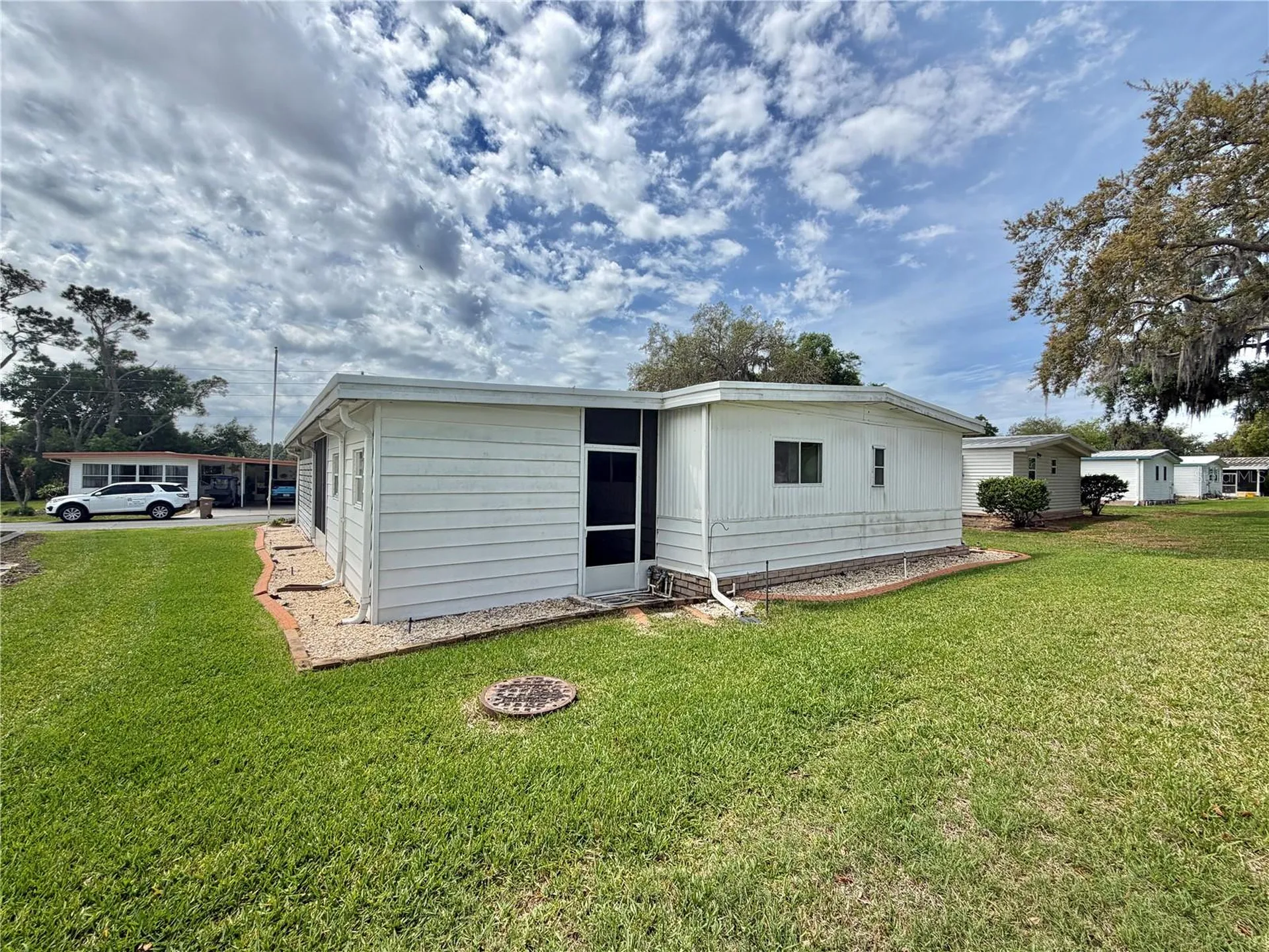 187 Jacaranda Drive Leesburg FL 34748