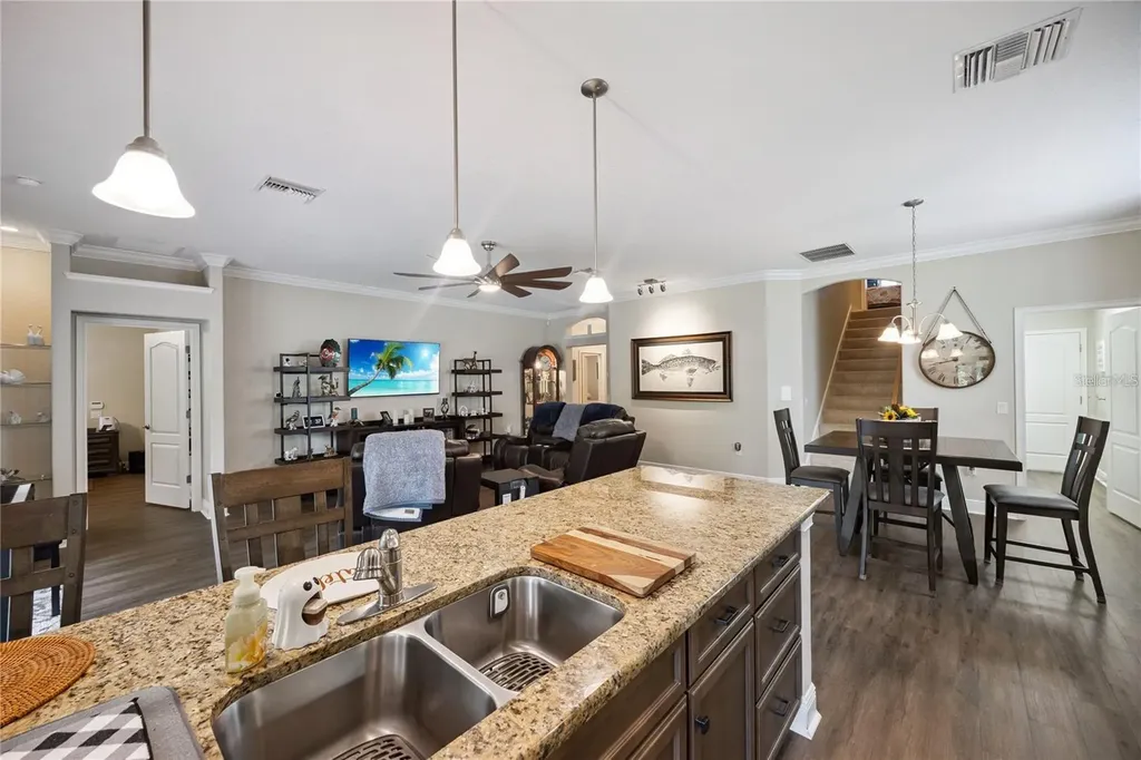 1923 Banning Beach Road Tavares FL 32778