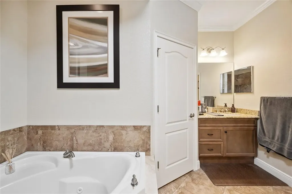 1923 Banning Beach Road Tavares FL 32778