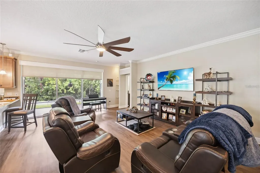 1923 Banning Beach Road Tavares FL 32778