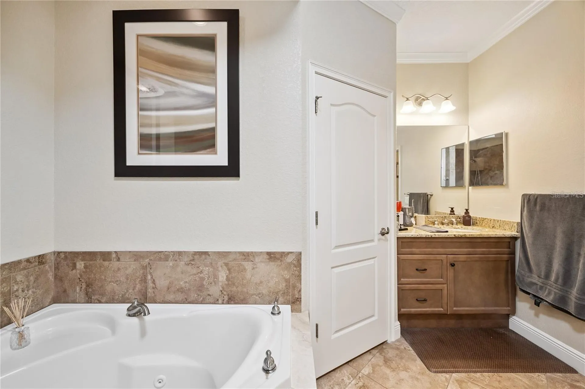 1923 Banning Beach Road Tavares FL 32778