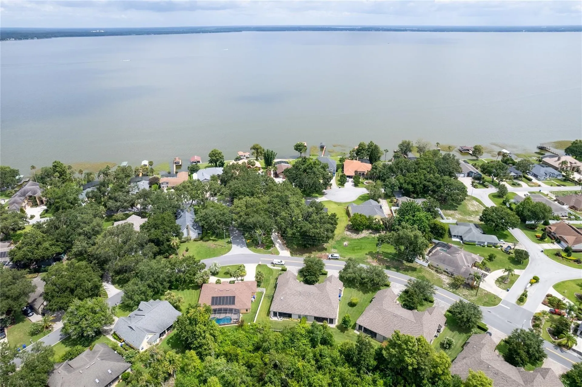 1923 Banning Beach Road Tavares FL 32778