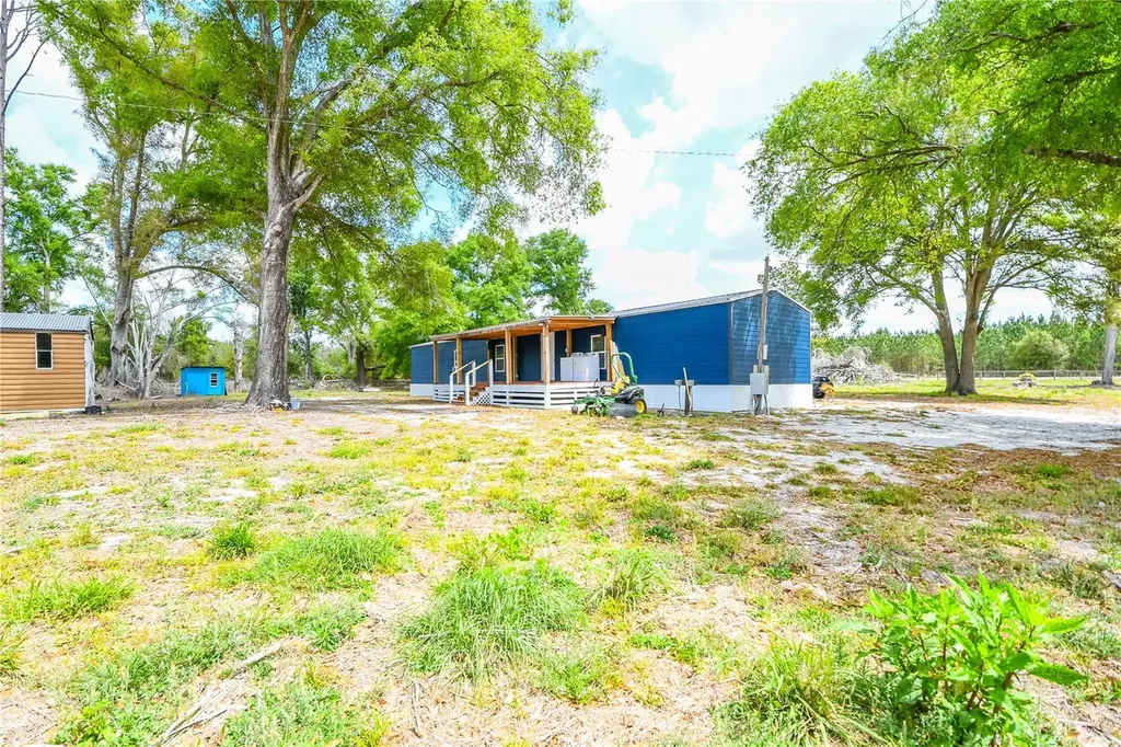7457 NE Highway 349 Old Town FL 32680