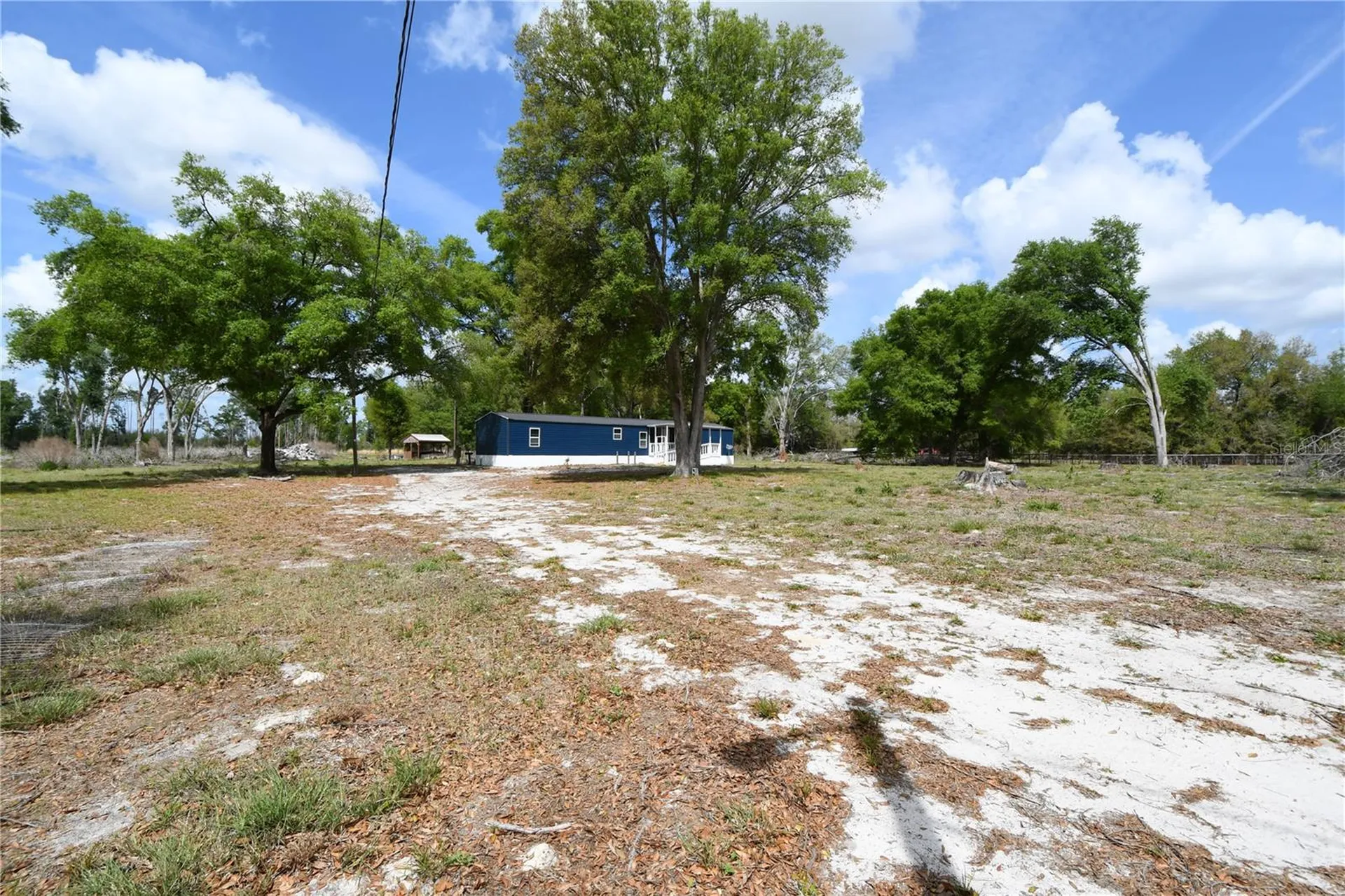 7457 NE Highway 349 Old Town FL 32680