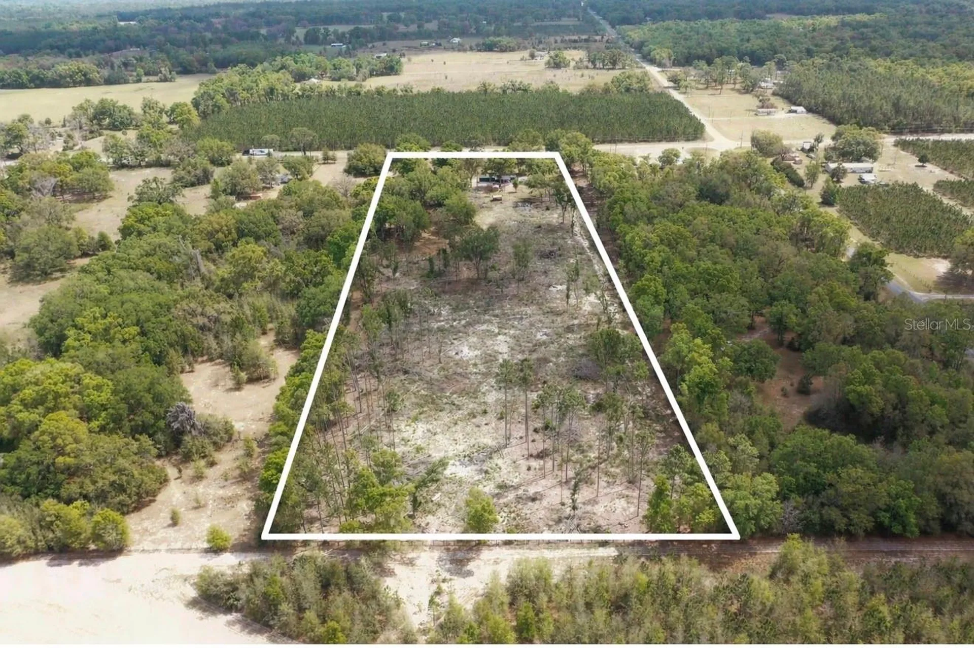 7457 NE Highway 349 Old Town FL 32680