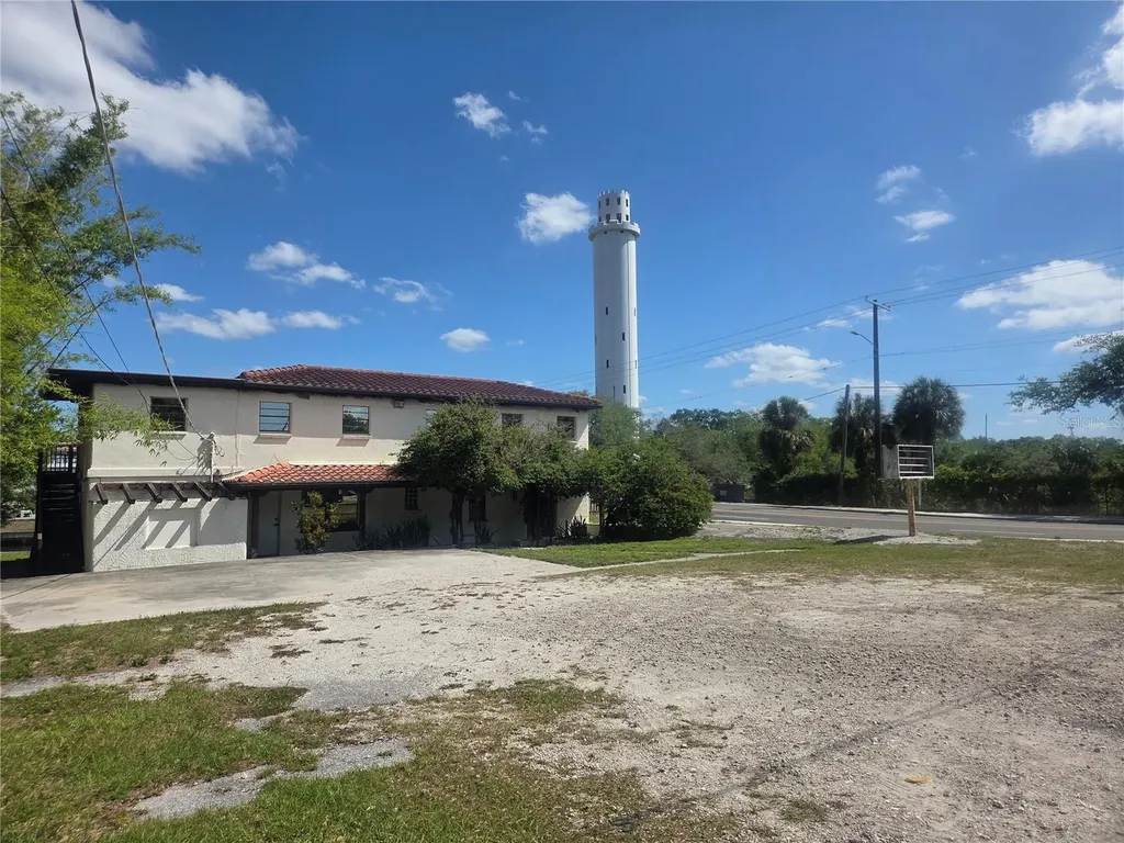 8002 N Florida Avenue Tampa FL 33604