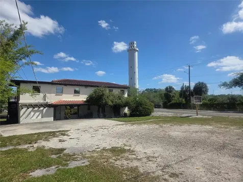 8002 N Florida Avenue Tampa FL 33604