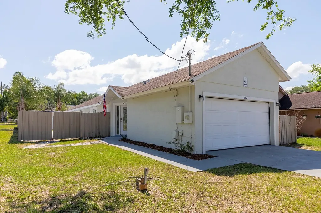 1637 N Lakewood Avenue Ocoee FL 34761