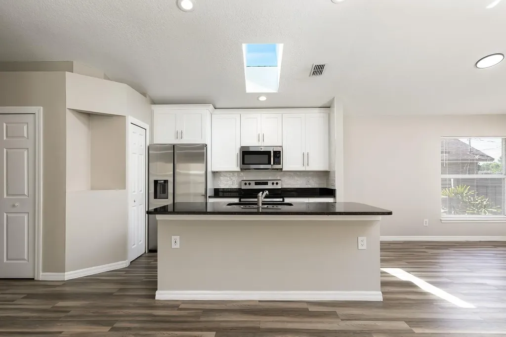 1637 N Lakewood Avenue Ocoee FL 34761